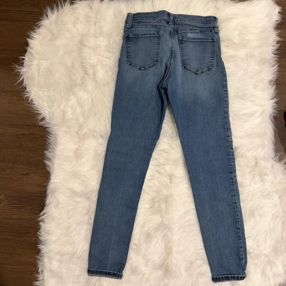 Banana Republic Women's Skinny Jeans - Picture 3 of 5